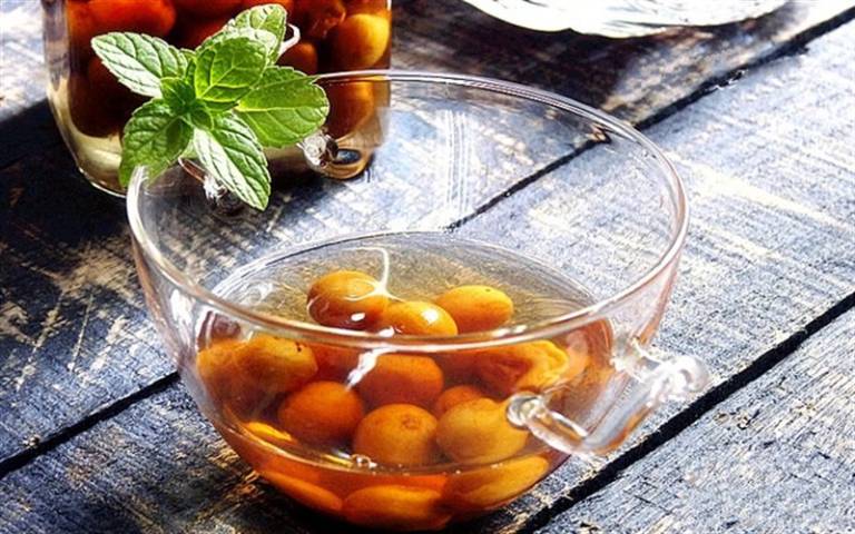 Quả quất hồng bì cũng có tác dụng tốt trong điều trị viêm họng