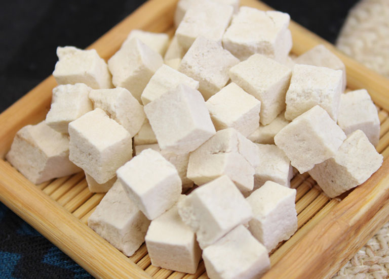 Bạch thục linh là gì?