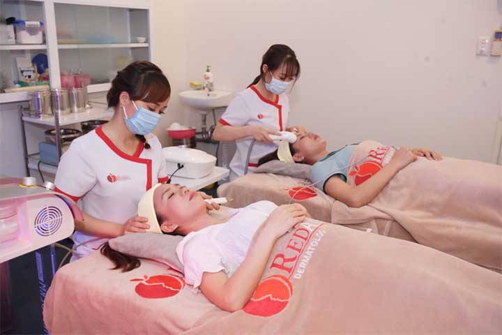 Công nghệ cao phòng khám da liễu táo đỏ 