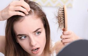 Rụng tóc nhiều ở nữ giới